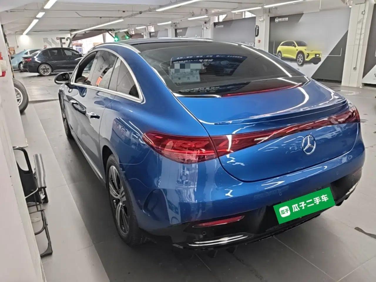 Mercedes-Benz EQE 2022 350 Luxury Edition — миниатюра 4