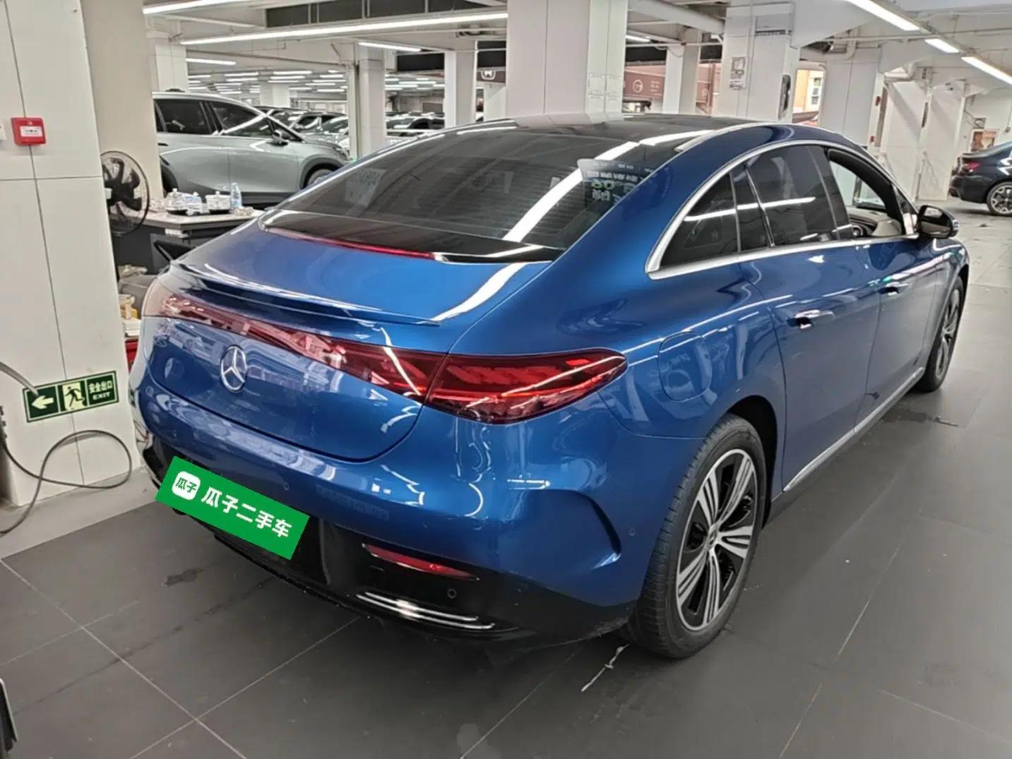 Mercedes-Benz EQE 2022 350 Luxury Edition — миниатюра 6