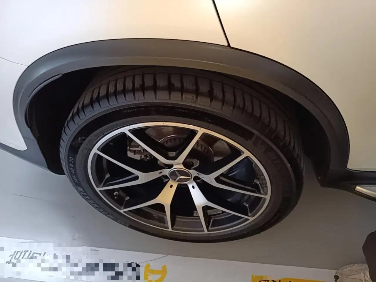 Mercedes-Benz GLC AMG 2020 AMG GLC 43 4MATIC — миниатюра 11