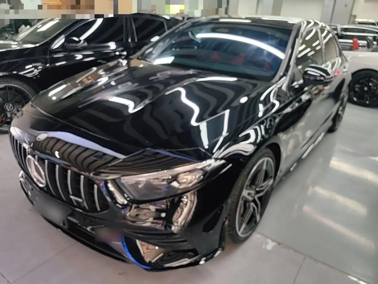 Mercedes-Benz A AMG 2025-Year Restyled AMG A 35 4MATIC — миниатюра 1