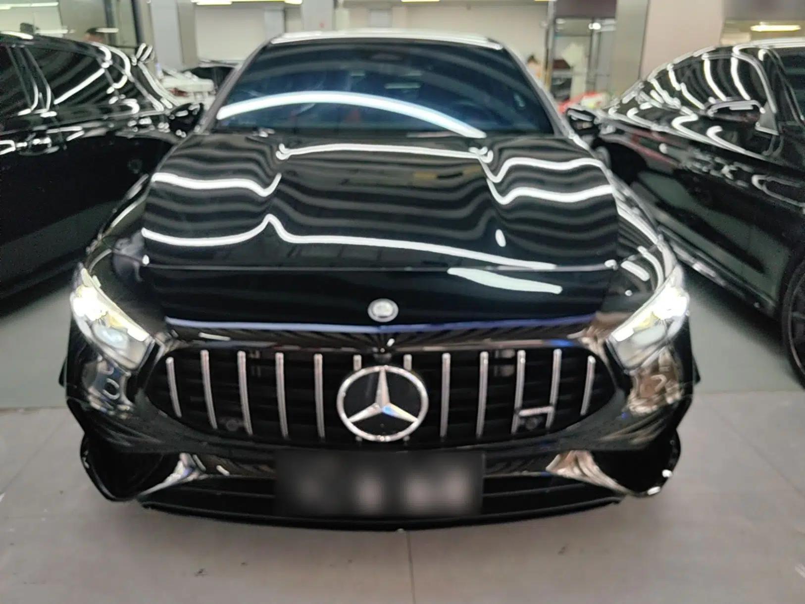 Mercedes-Benz A AMG 2025-Year Restyled AMG A 35 4MATIC — миниатюра 2