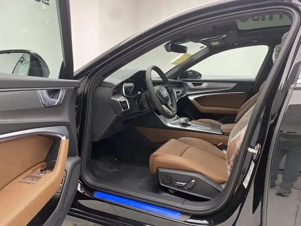 Audi A6L 2025 Facelift 40 TFSI Luxury Dynamic — миниатюра 18