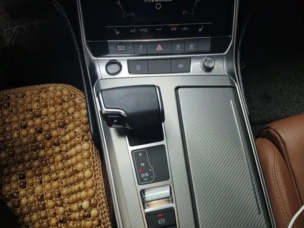 Audi A6L 2021 45 TFSI quattro Premium Elegance — миниатюра 10