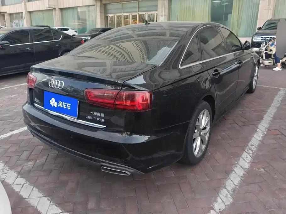Audi A6L 2018 30th Anniversary Edition 35 TFSI Fashion Model — миниатюра 3