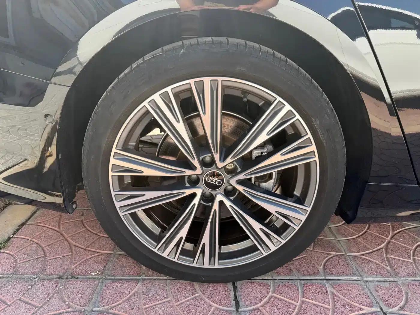 Audi A6L 2023 Facelift 45 TFSI quattro Premium Elegance Model — миниатюра 4