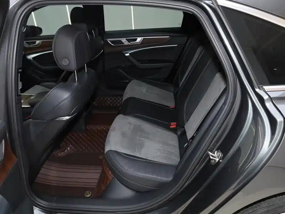Audi A6L 2023 45 TFSI quattro Premium Dynamic Edition — миниатюра 17