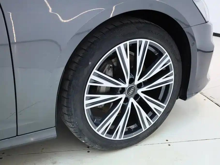 Audi A6L 2023 45 TFSI quattro Premium Dynamic Edition — миниатюра 10