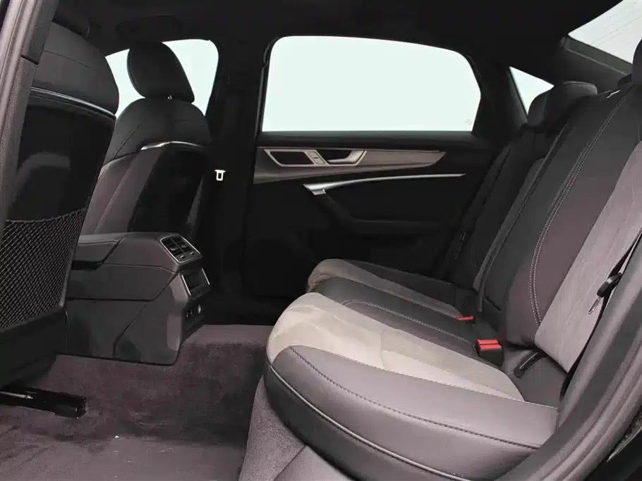 Audi A6L 2023 Facelift 40 TFSI Luxury Dynamic — миниатюра 14