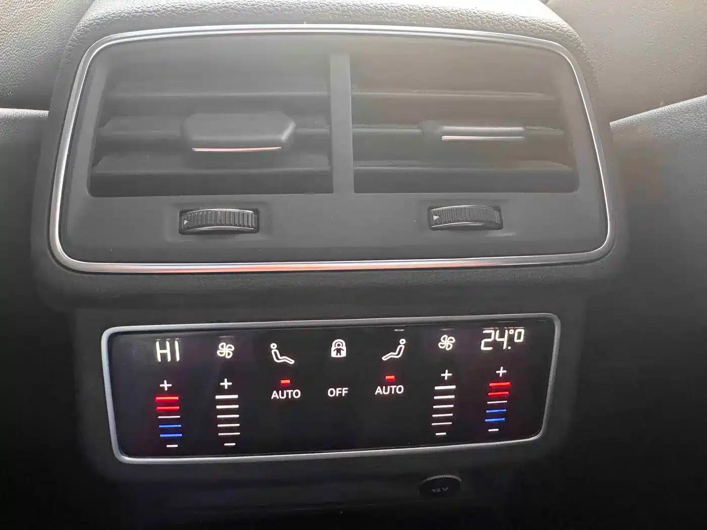Audi A6L 2023 Facelift 45 TFSI quattro Premium Dynamic Edition — миниатюра 17
