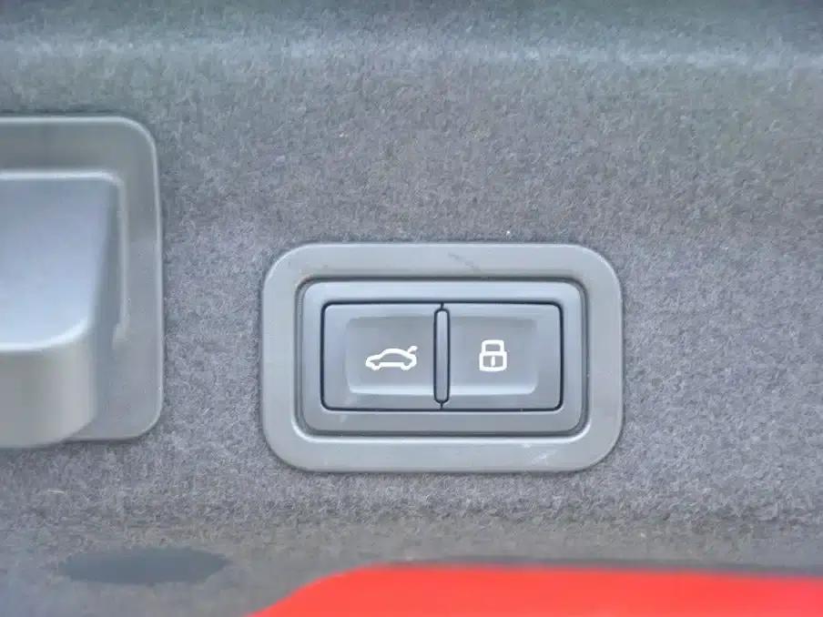 Audi A6L 2025 45 TFSI quattro Premium Dynamic Edition — миниатюра 15