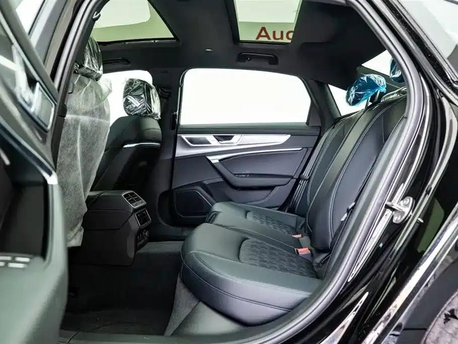 Audi A6L 2026 45 TFSI Premium Dynamic Edition — миниатюра 11