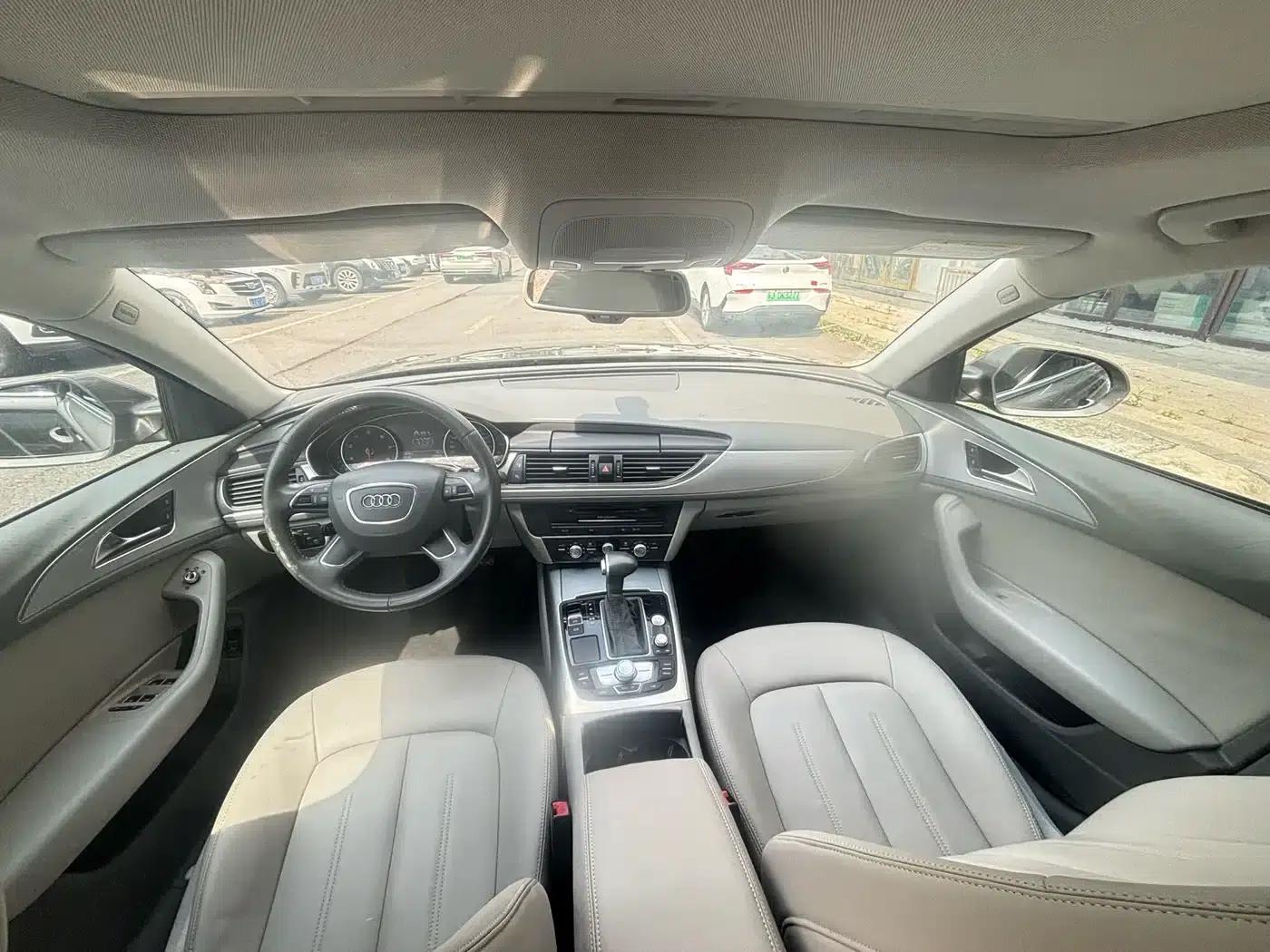 Audi A6L 2014 TFSI Standard Edition — миниатюра 11