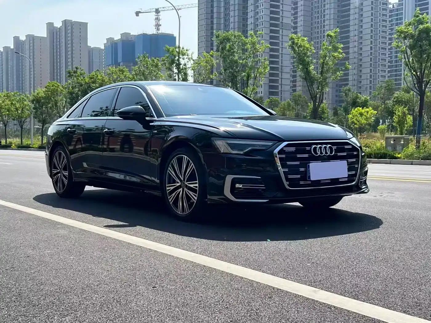 Audi A6L 2023 Facelift 45 TFSI quattro Premium Dynamic Edition — миниатюра 4