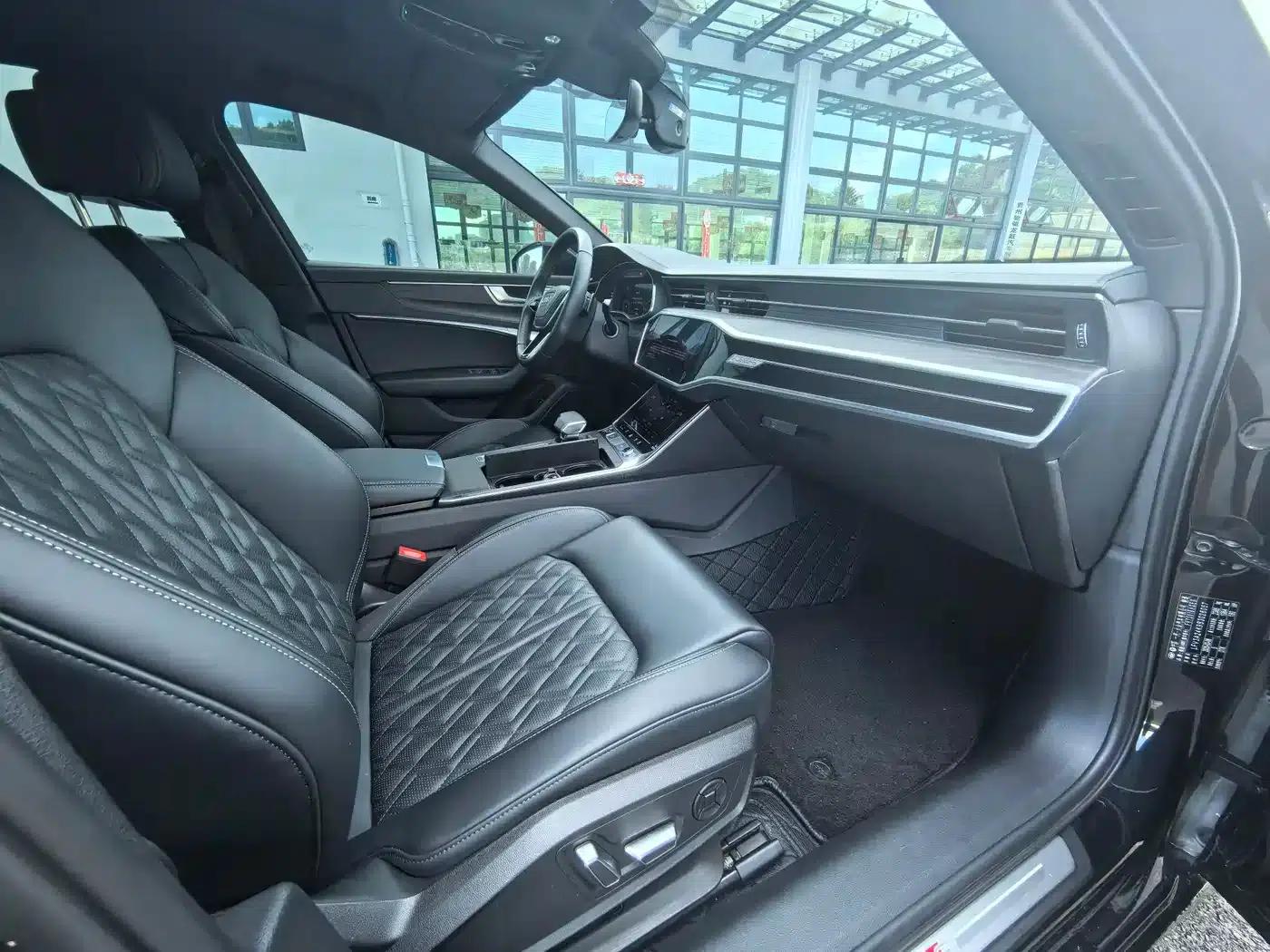 Audi A6L 2025 45 TFSI quattro Premium Dynamic Edition — миниатюра 5