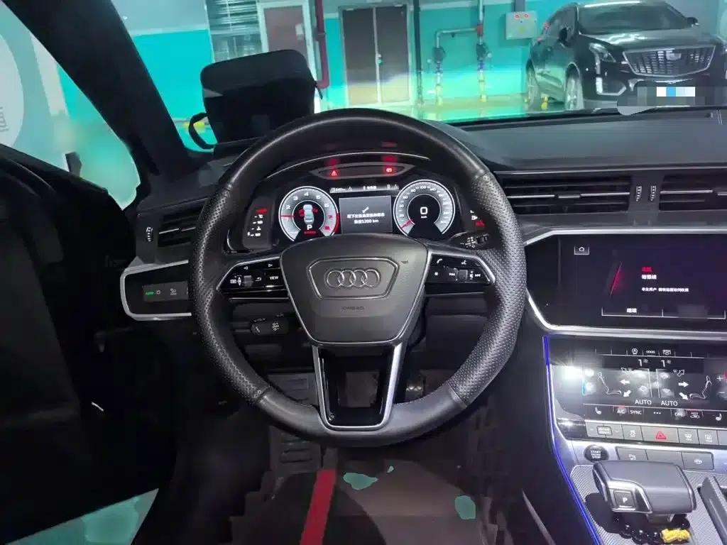Audi A6L 2022 45 TFSI quattro Premium Dynamic Edition — миниатюра 3