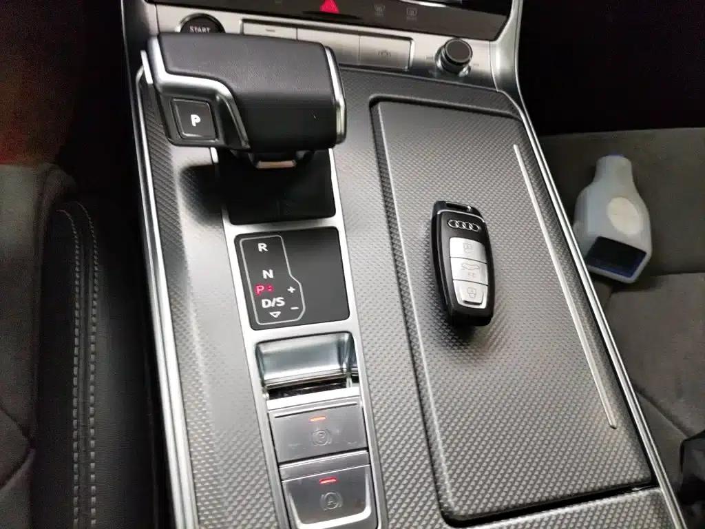 Audi A6L 2024 45 TFSI Premium Dynamic Edition — миниатюра 10