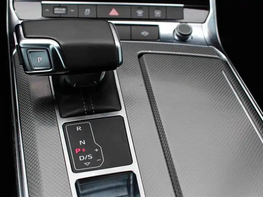 Audi A6L PHEV 2020 55 TFSI e quattro — миниатюра 8