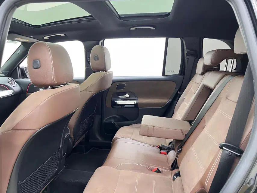 Mercedes-Benz GLB AMG 2024 AMG GLB 35 4MATIC — миниатюра 23