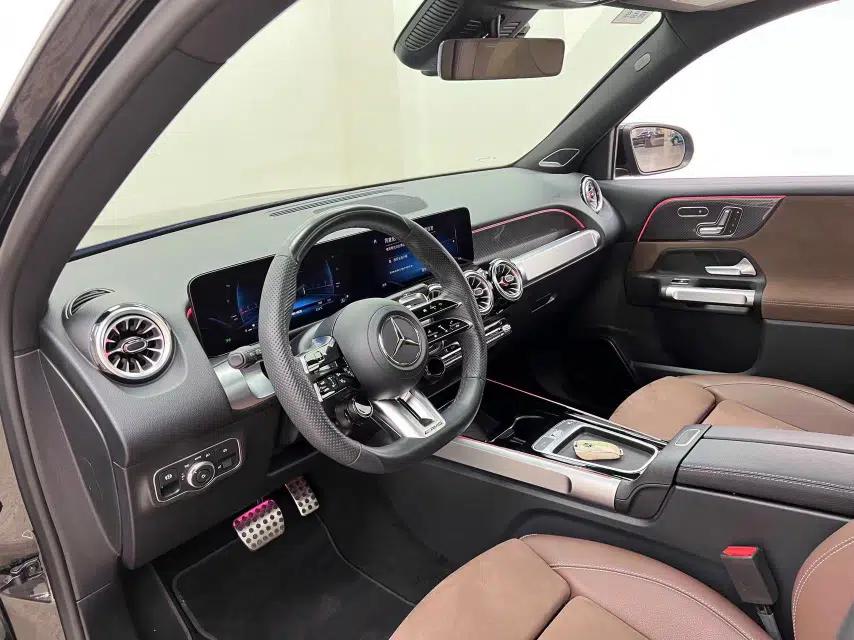 Mercedes-Benz GLB AMG 2024 AMG GLB 35 4MATIC — миниатюра 25