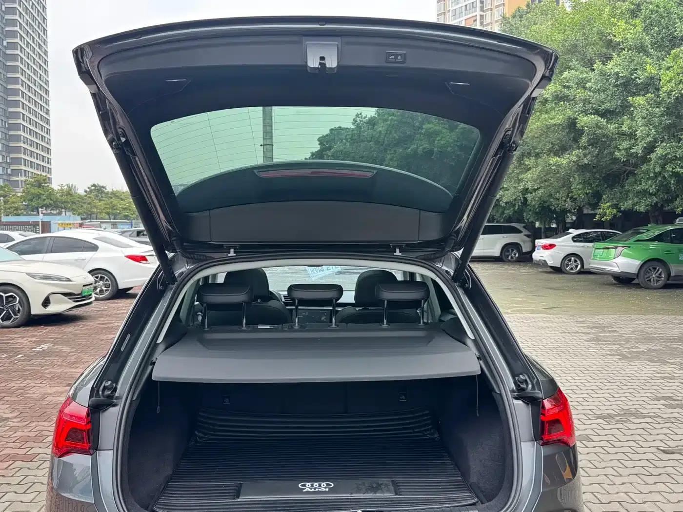 Audi Q3 2022 35 TFSI Fashion Dynamic Edition — миниатюра 9