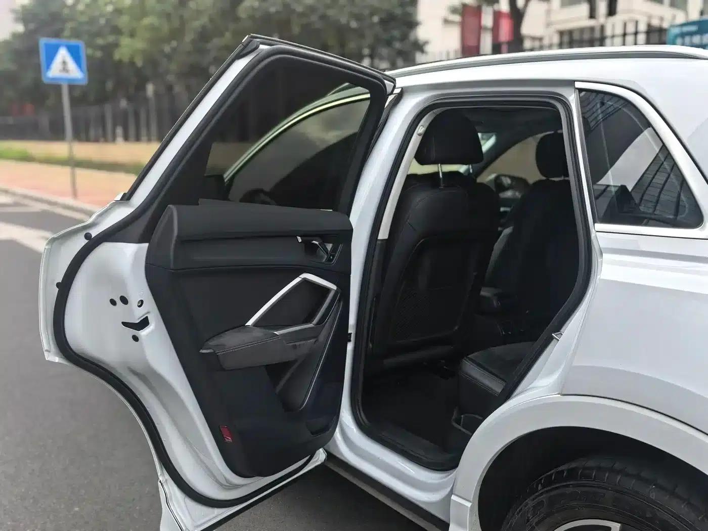 Audi Q3 2022 35 TFSI Progressive Dynamic — миниатюра 12