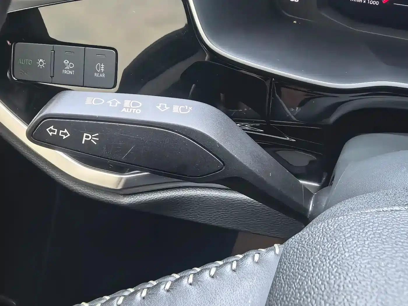 Audi Q3 2022 35 TFSI Progressive Dynamic — миниатюра 24