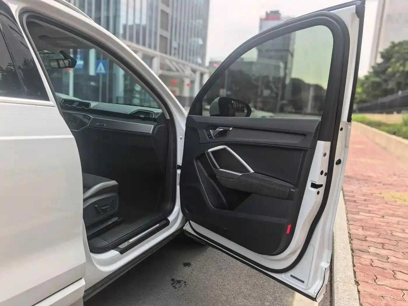Audi Q3 2022 35 TFSI Progressive Dynamic — миниатюра 6