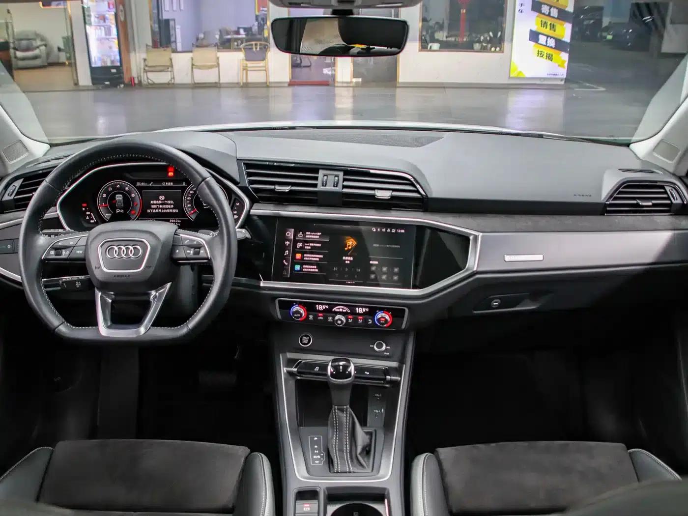 Audi Q3 2022 35 TFSI Fashion Dynamic Edition — миниатюра 4