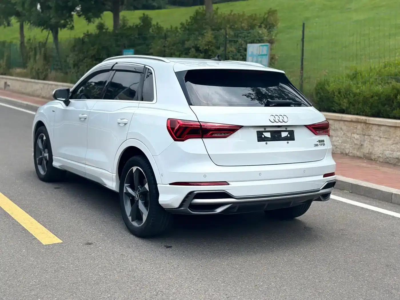 Audi Q3 2022 35 TFSI Fashion Dynamic Edition — миниатюра 4