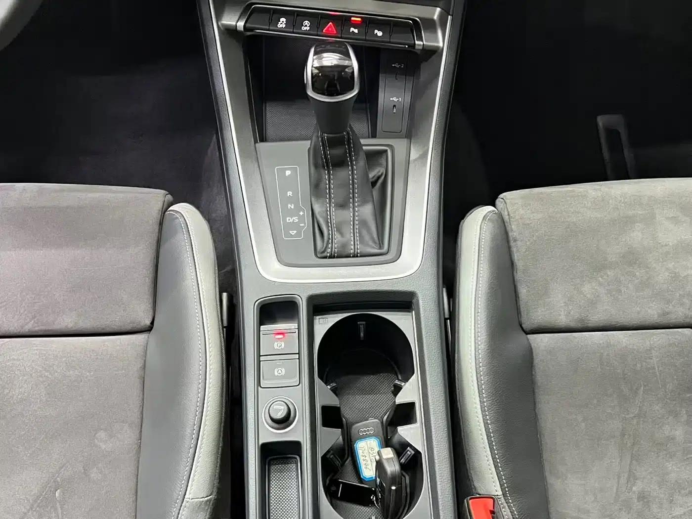 Audi Q3 2022 35 TFSI Fashion Dynamic Edition — миниатюра 12