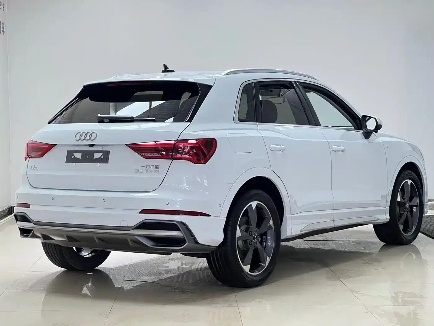 Audi Q3 2022 35 TFSI Fashion Dynamic Edition — миниатюра 4