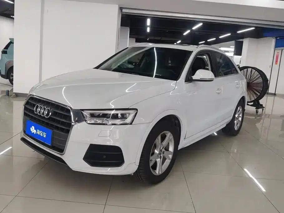 Audi Q3 2018 30th Anniversary Edition 30 TFSI Fashion Model — миниатюра 1