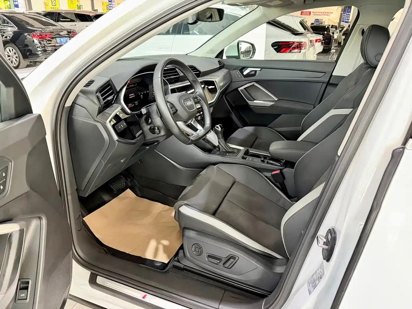 Audi Q3 2023 35 TFSI Fashion Dynamic (1.4T) — миниатюра 4