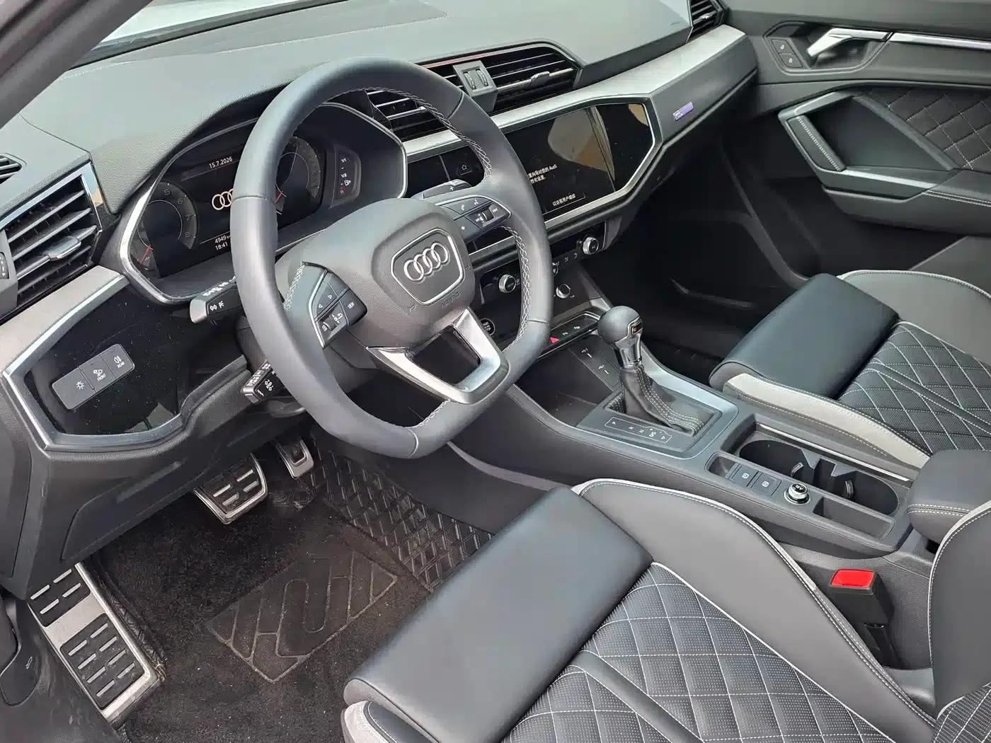 Audi Q3 2025 45th Anniversary Edition 35TFSI Fashion Dynamic — миниатюра 8