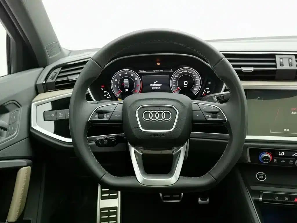 Audi Q3 2025 45th Anniversary Edition 35TFSI Fashion Dynamic — миниатюра 11
