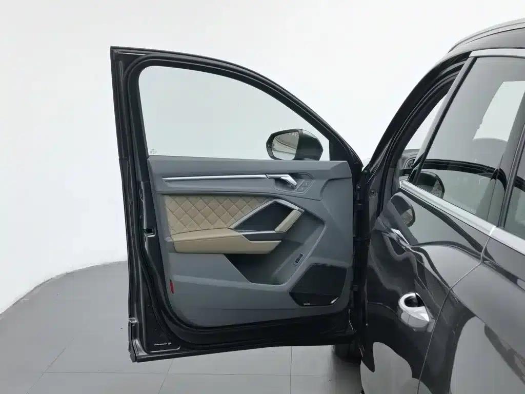 Audi Q3 2025 45th Anniversary Edition 35TFSI Fashion Dynamic — миниатюра 8