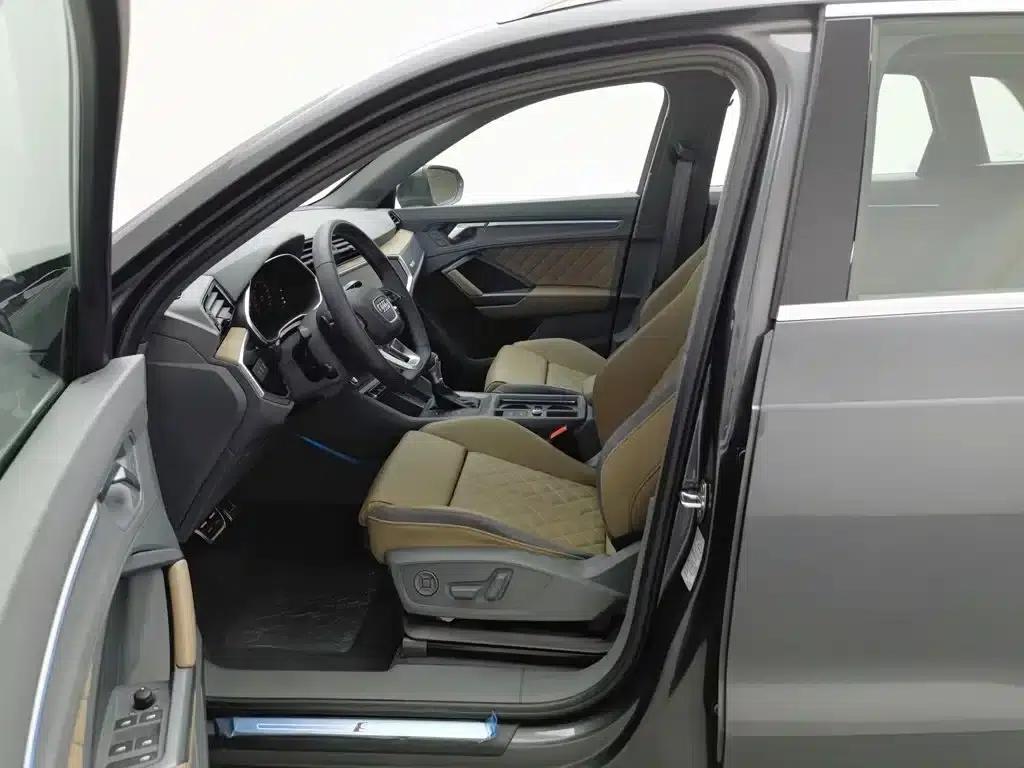 Audi Q3 2025 45th Anniversary Edition 35TFSI Fashion Dynamic — миниатюра 10