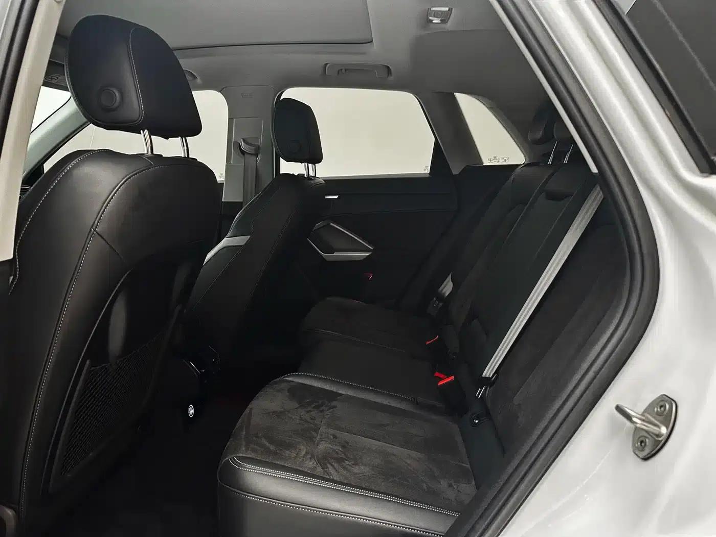 Audi Q3 2023 35 TFSI Fashion Dynamic (1.4T) — миниатюра 22