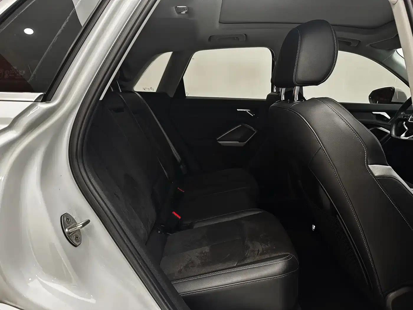 Audi Q3 2023 35 TFSI Fashion Dynamic (1.4T) — миниатюра 24