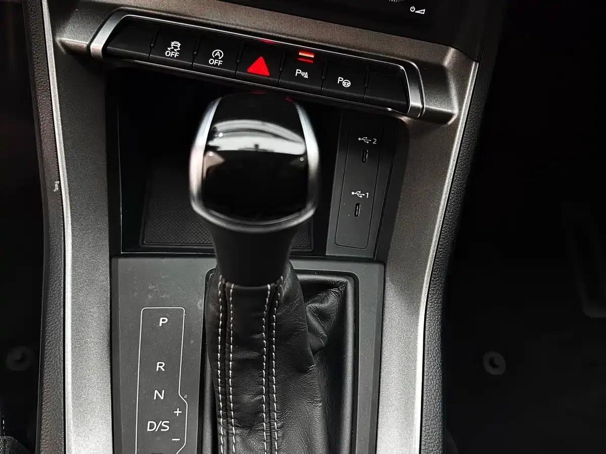 Audi Q3 2023 35 TFSI Fashion Dynamic (1.4T) — миниатюра 10