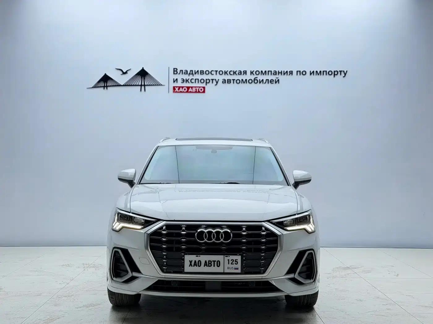 Audi Q3 2023 35 TFSI Fashion Dynamic (1.4T) — миниатюра 2