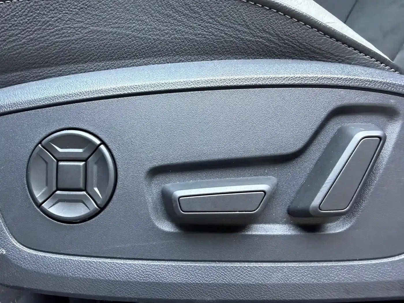Audi Q3 2023 35 TFSI Fashion Dynamic (1.4T) — миниатюра 11