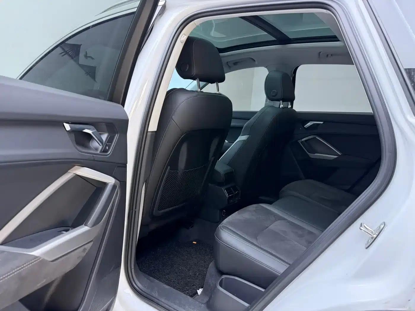 Audi Q3 2023 35 TFSI Fashion Dynamic (1.4T) — миниатюра 10