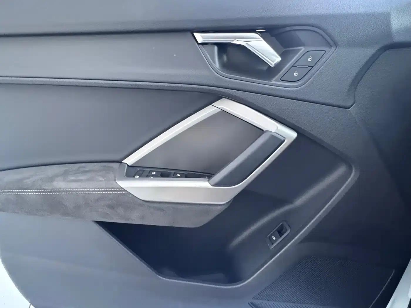 Audi Q3 2022 35 TFSI Fashion Dynamic Edition — миниатюра 17