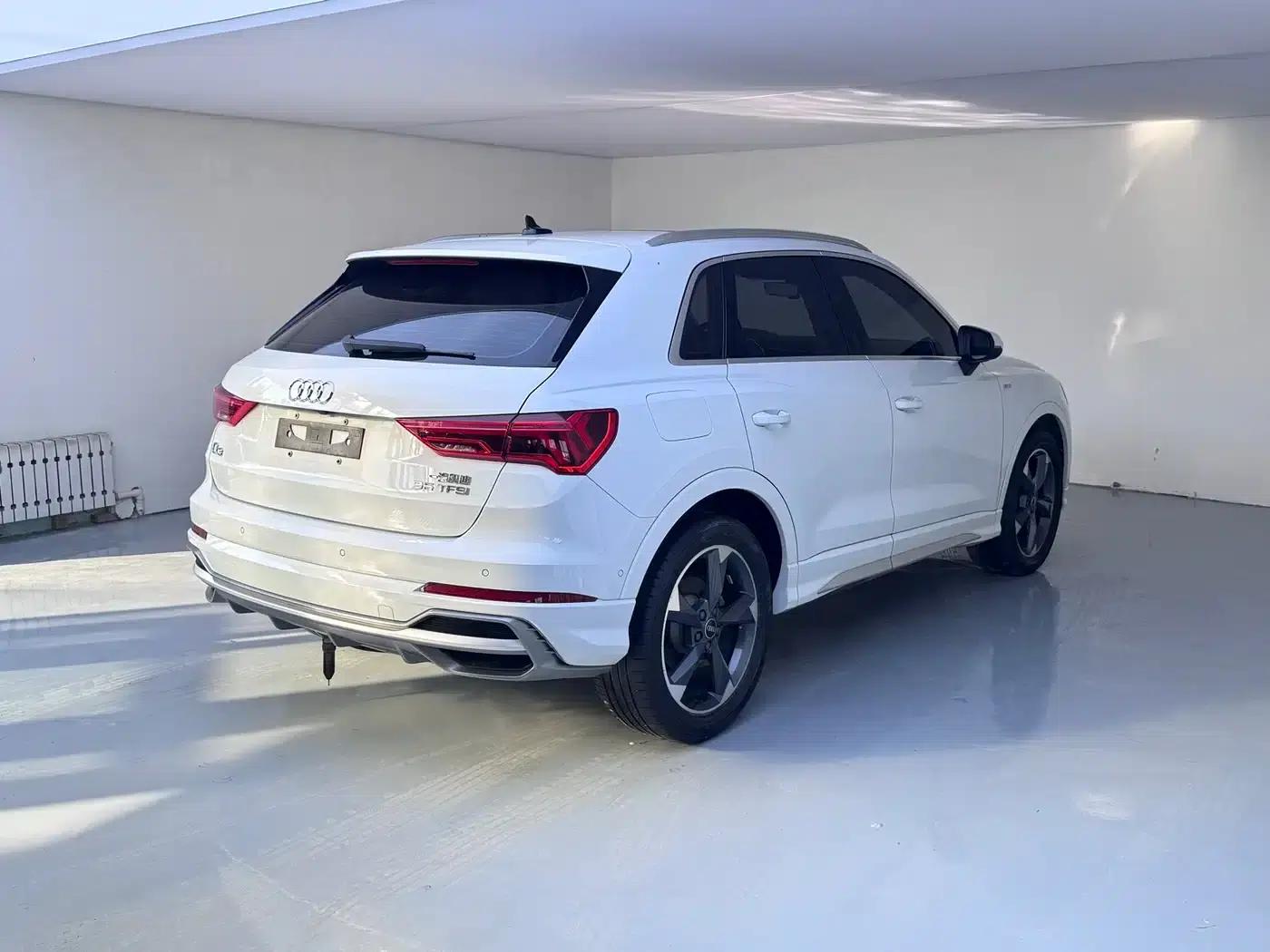 Audi Q3 2022 35 TFSI Fashion Dynamic Edition — миниатюра 6