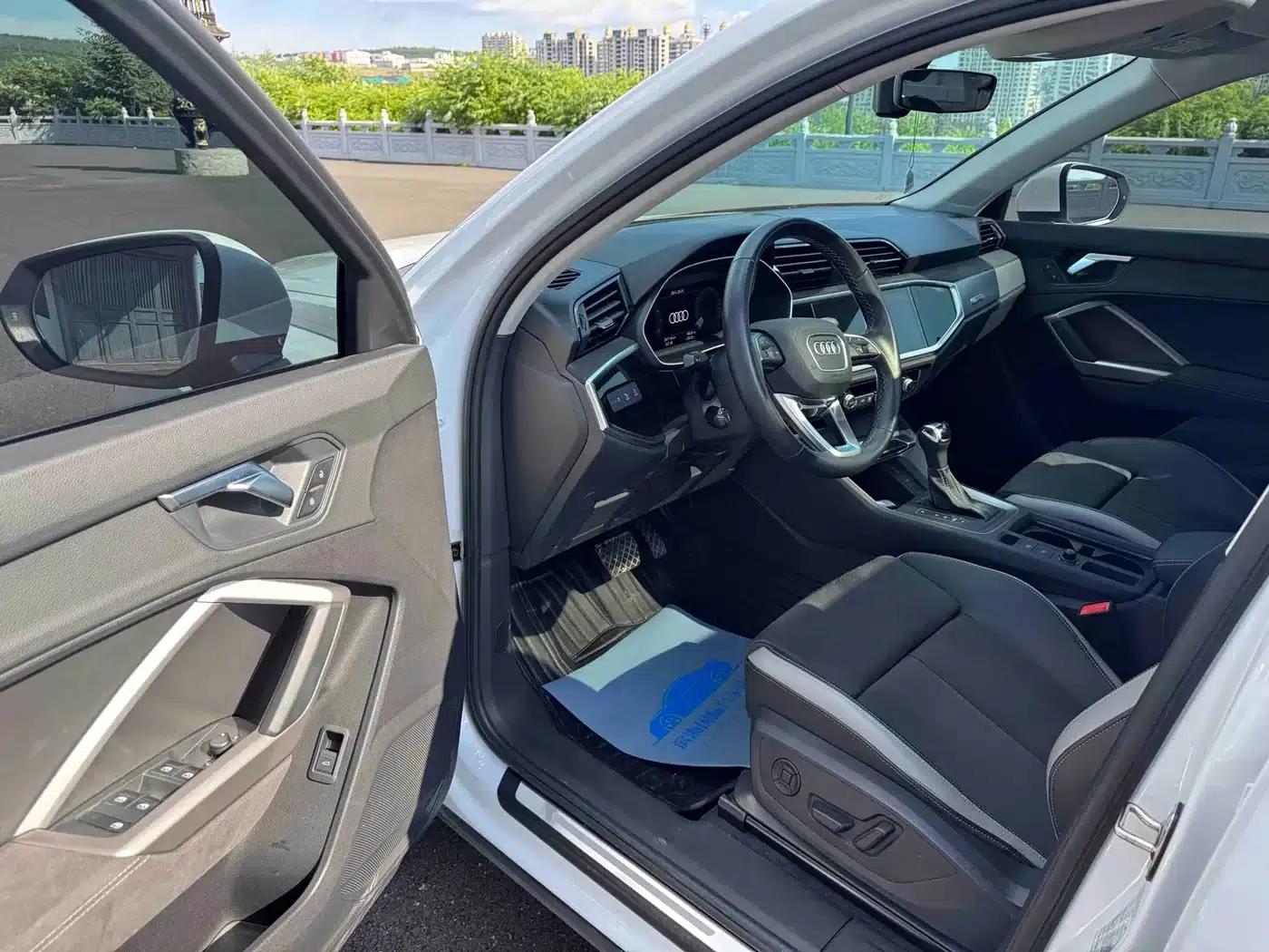 Audi Q3 2022 35 TFSI Progressive Dynamic — миниатюра 6