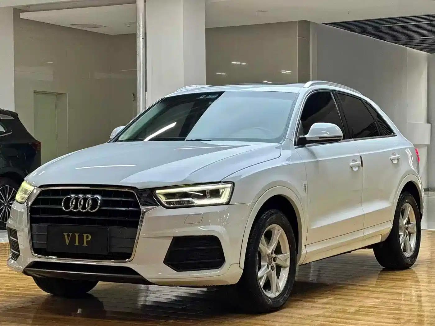 Audi Q3 2018 30th Anniversary Edition 35 TFSI Fashion Model — миниатюра 1