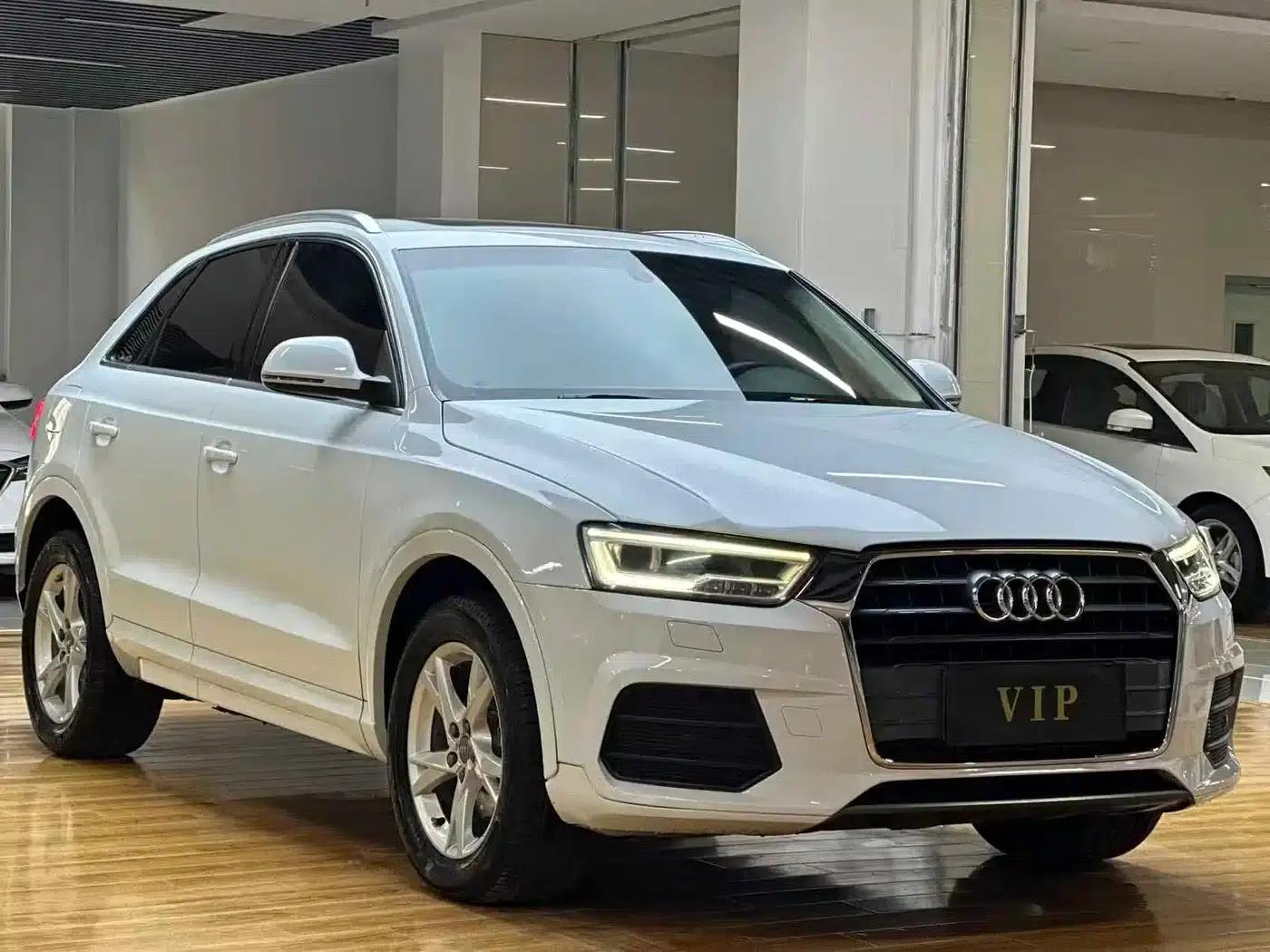 Audi Q3 2018 30th Anniversary Edition 35 TFSI Fashion Model — миниатюра 3