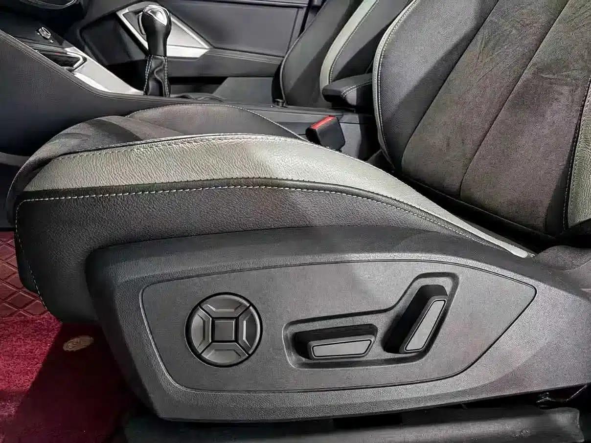 Audi Q3 2022 35 TFSI Progressive Dynamic — миниатюра 23