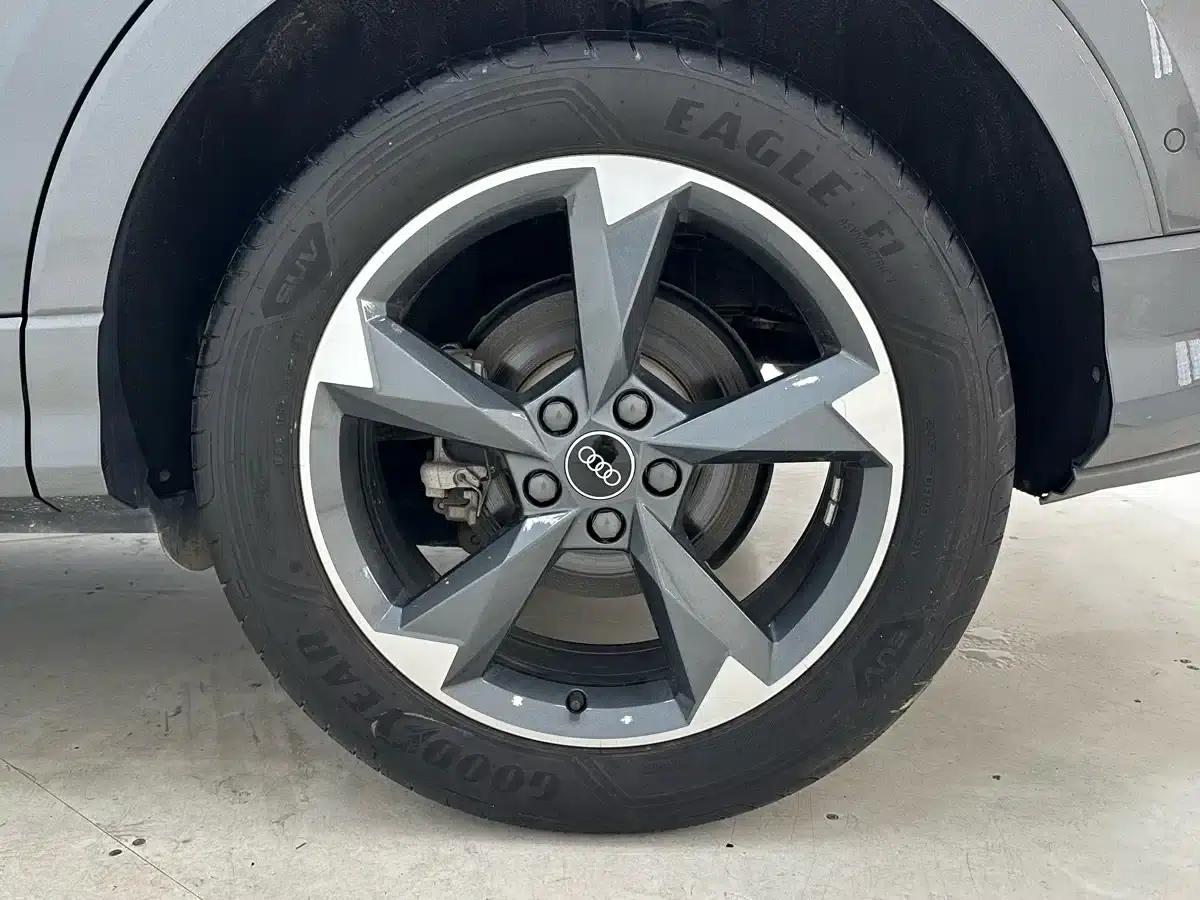 Audi Q3 2023 35 TFSI Fashion Dynamic (1.4T) — миниатюра 18